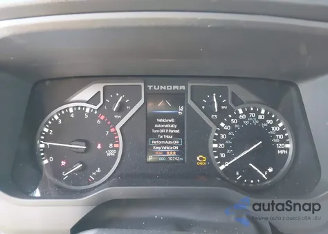 2025 Toyota Tundra Sr5 z USA, uszkodzony, nr VIN 5TFLA5DB5SX281788